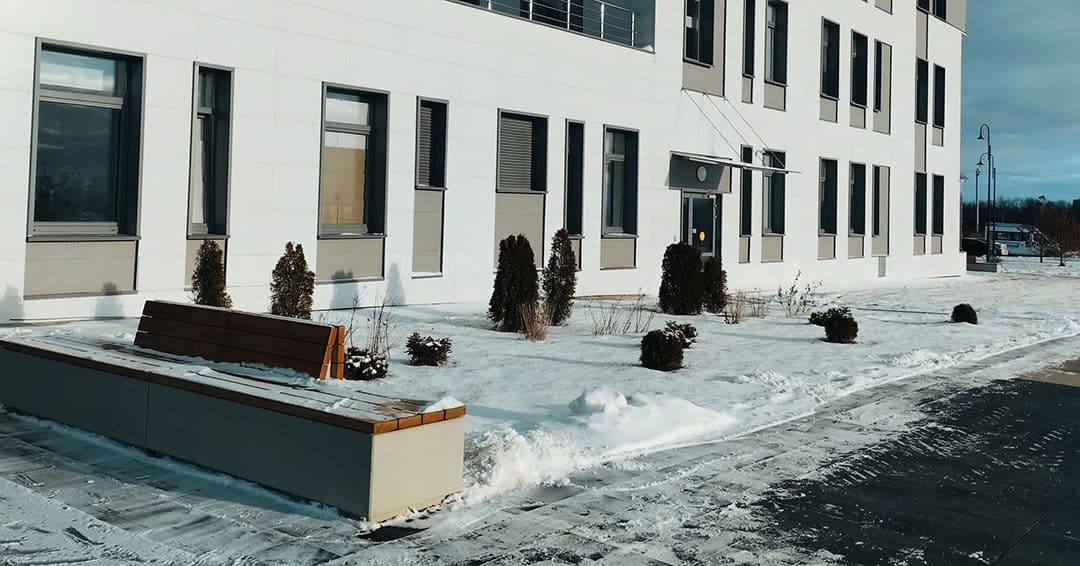 Why Winter Weather Causes Germs to Spread Faster in Offices and What You Can Do About It